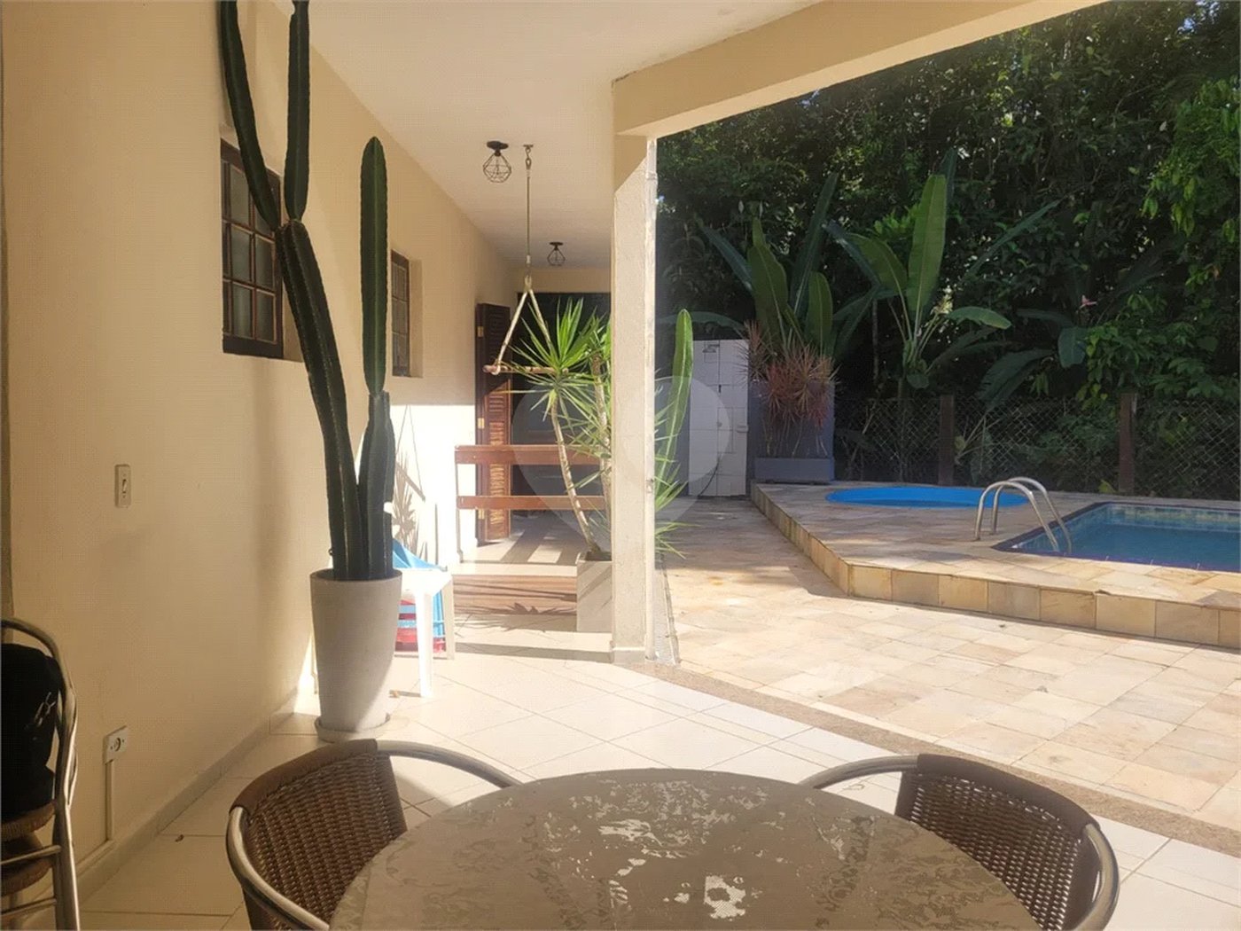 Casa à venda com 7 quartos, sendo 5 suítes, em Guaratuba, Bertioga, SP