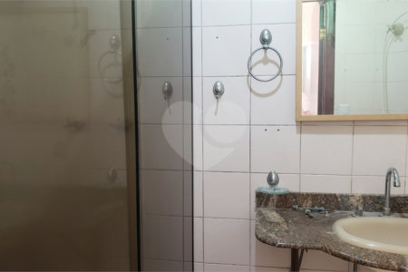 Sobrado à venda com 3 quartos, sendo 1 suíte, em Brooklin, São Paulo, SP