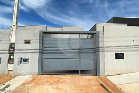 Casa à venda com 2 quartos, sendo 1 suíte, em Bela Vista da Lagoa, Três Lagoas, MS