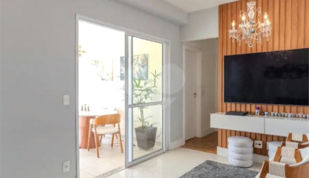 Apartamento à venda com 2 quartos, sendo 1 suíte,  em Alto da Boa Vista, São Paulo, SP