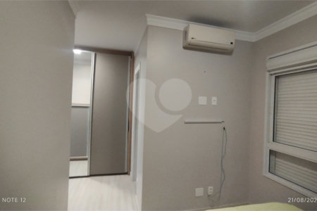 Apartamento à venda ou para alugar com 3 suítes em Vila Anastácio, São Paulo, SP