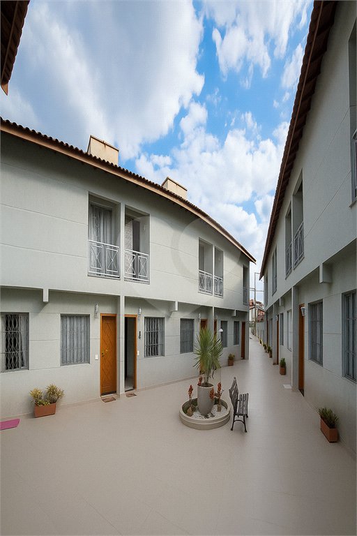 Casa à venda com 2 quartos no condomínio Tulipa 3, São Paulo - SP