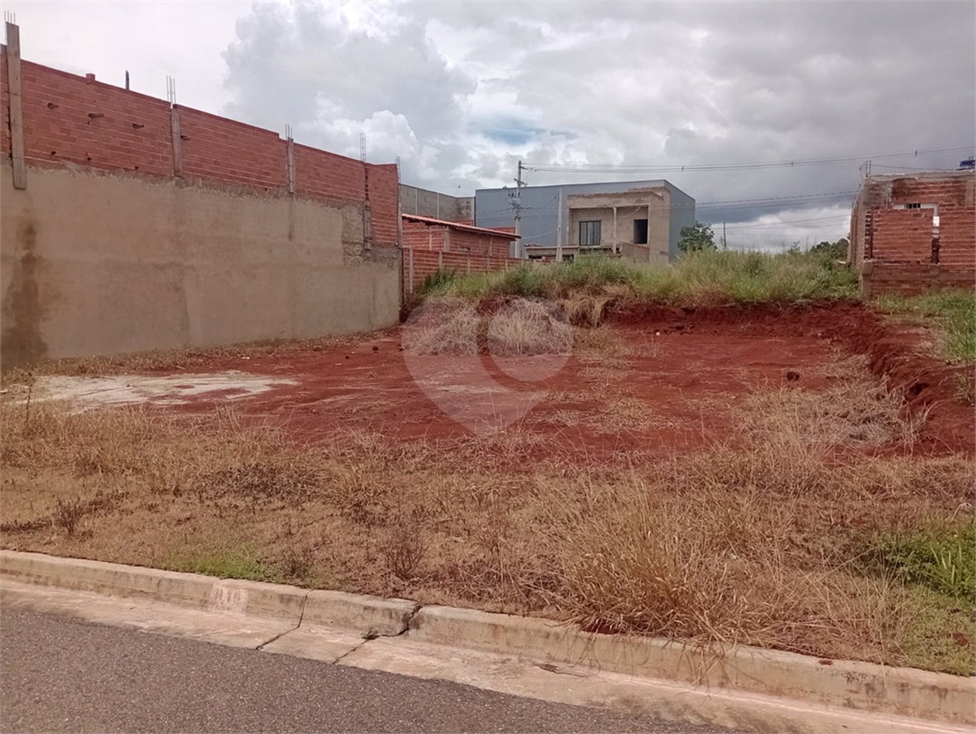 Terreno à venda em Jardim das Palmas, Itapetininga, SP
