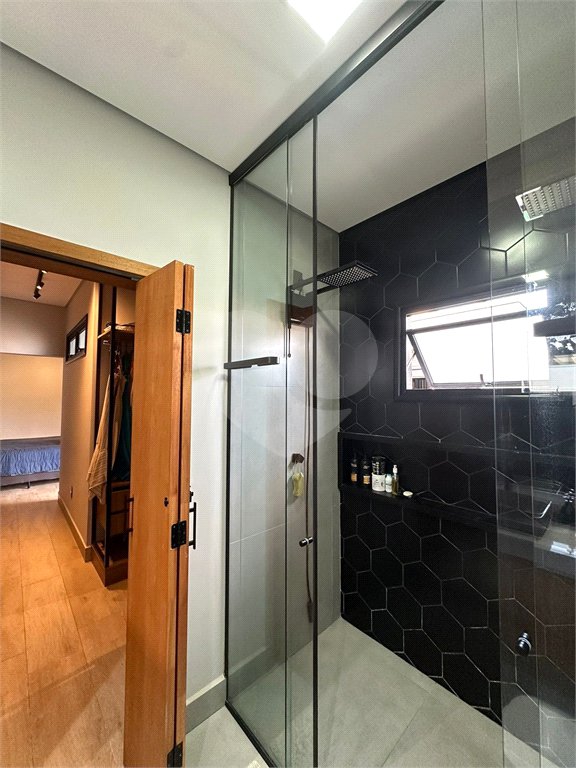Casa à venda com 3 quartos, sendo 1 suíte, no condomínio Residencial Evidências, Indaiatuba - SP