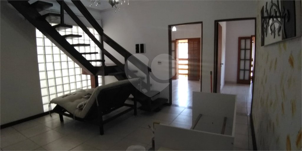 Casa à venda com 4 quartos, sendo 2 suítes, em Barreiro, Mairiporã, SP