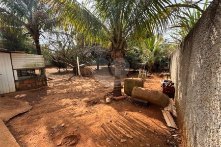 Chácara à venda com 3 quartos em Vila Sottemo, Itapetininga, SP