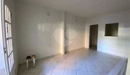 Casa à venda com 2 quartos em Praia dos Anjos, Arraial do Cabo, RJ