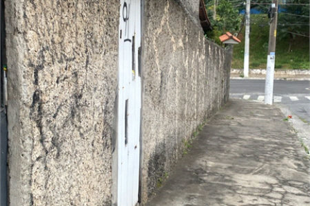 Casa à venda com 3 quartos, sendo 1 suíte, em Jardim Marisa, São Paulo, SP