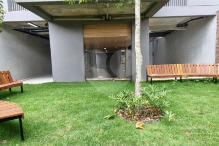 Apartamento à venda com 2 suítes em Moema, São Paulo, SP