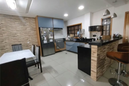 Casa à venda com 5 quartos, sendo 1 suíte, em Chácara Belenzinho, São Paulo, SP