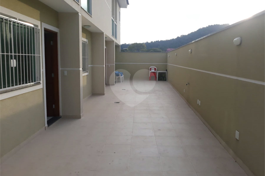 Casa à venda com 2 suítes no condomínio Casa de Pedra, São Paulo - SP