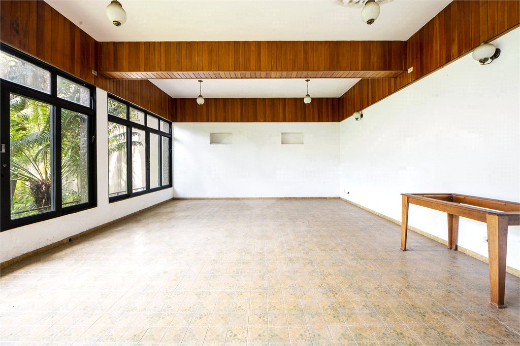 Casa Térrea à venda com 4 quartos, sendo 2 suítes, em Brooklin Velho, São Paulo, SP