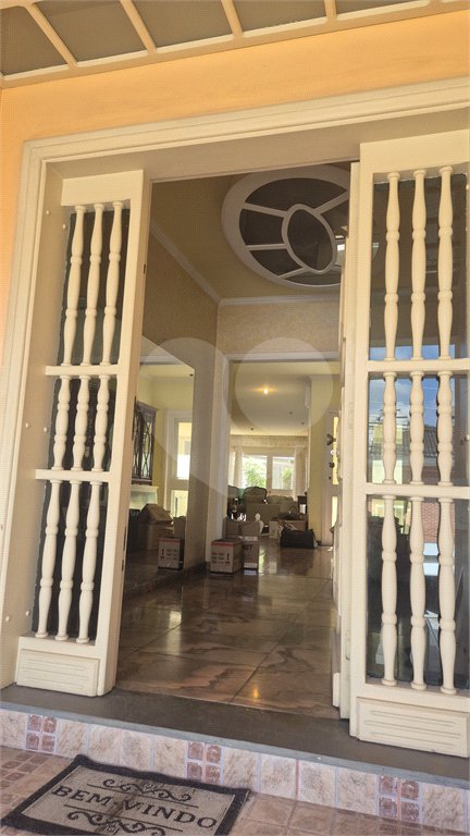 Casa à venda com 4 quartos, sendo 3 suítes,  no condomínio Chácara das Rosas, São Paulo - SP