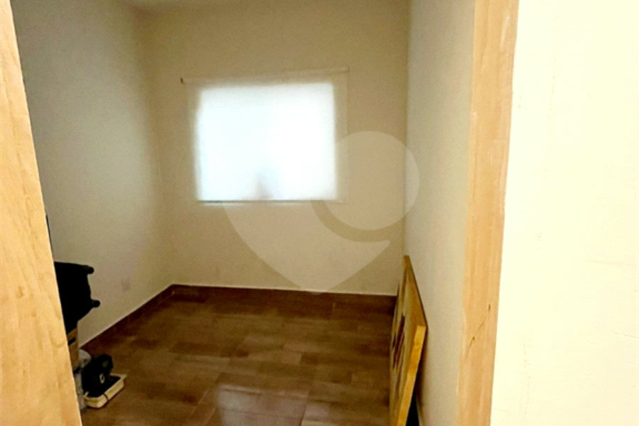 Sobrado à venda com 6 quartos, sendo 1 suíte,  em Horto, São Paulo, SP