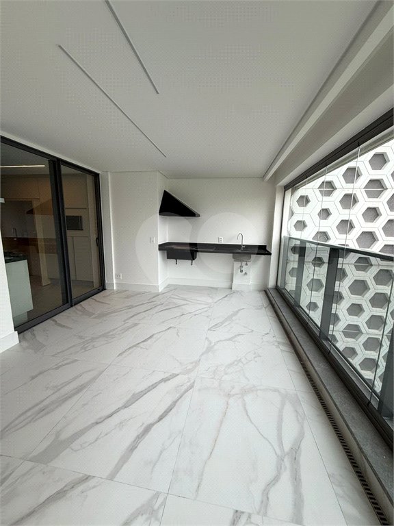 Apartamento para alugar com 4 suítes em Jardim Morumbi, São Paulo, SP