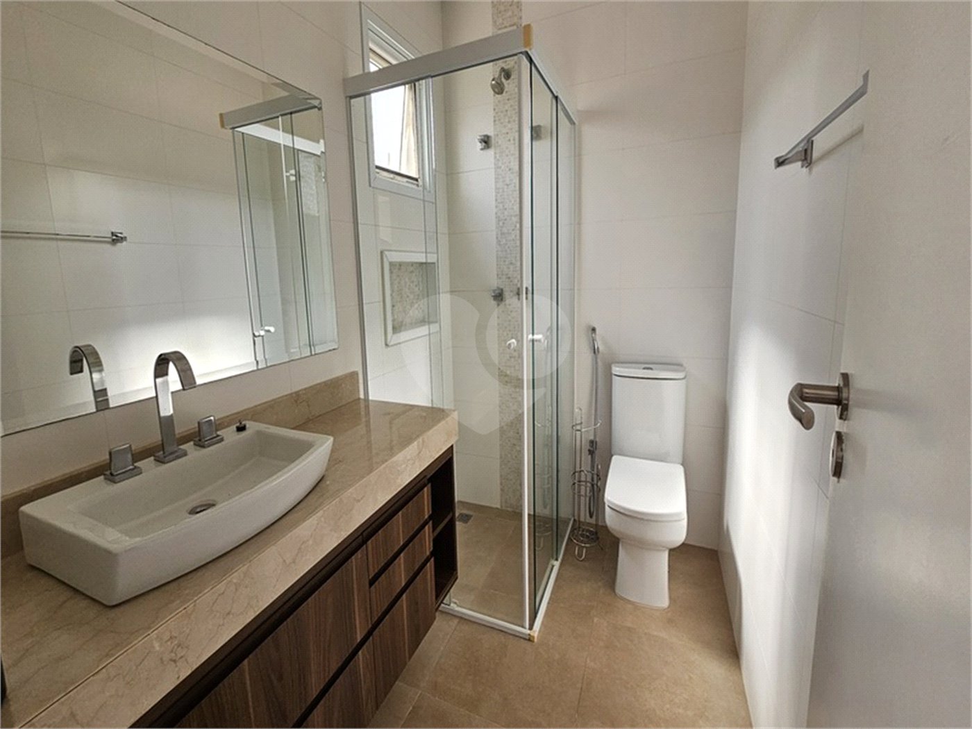 Casa à venda com 5 suítes no condomínio Jardim Vila Paradiso, Indaiatuba - SP