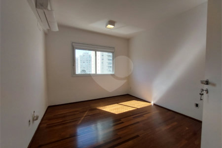 Apartamento à venda com 3 suítes em Vila Leopoldina, São Paulo, SP