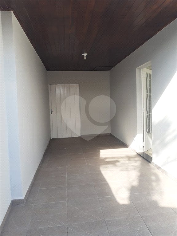 Casa à venda com 4 quartos em Lopes de Oliveira, Sorocaba, SP