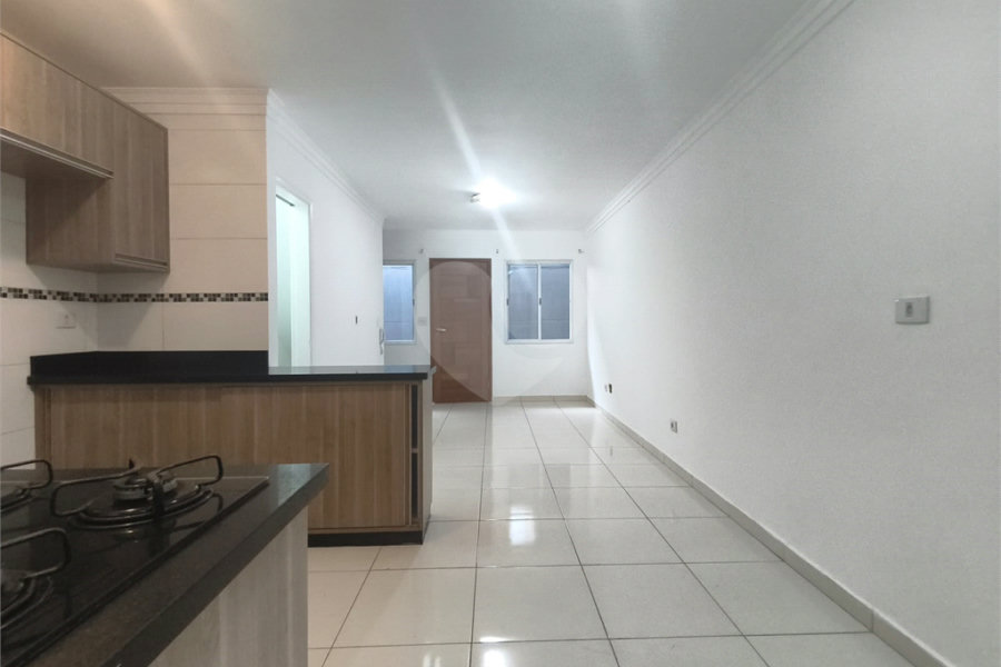 Casa à venda com 2 suítes no condomínio Murilo, São Paulo - SP