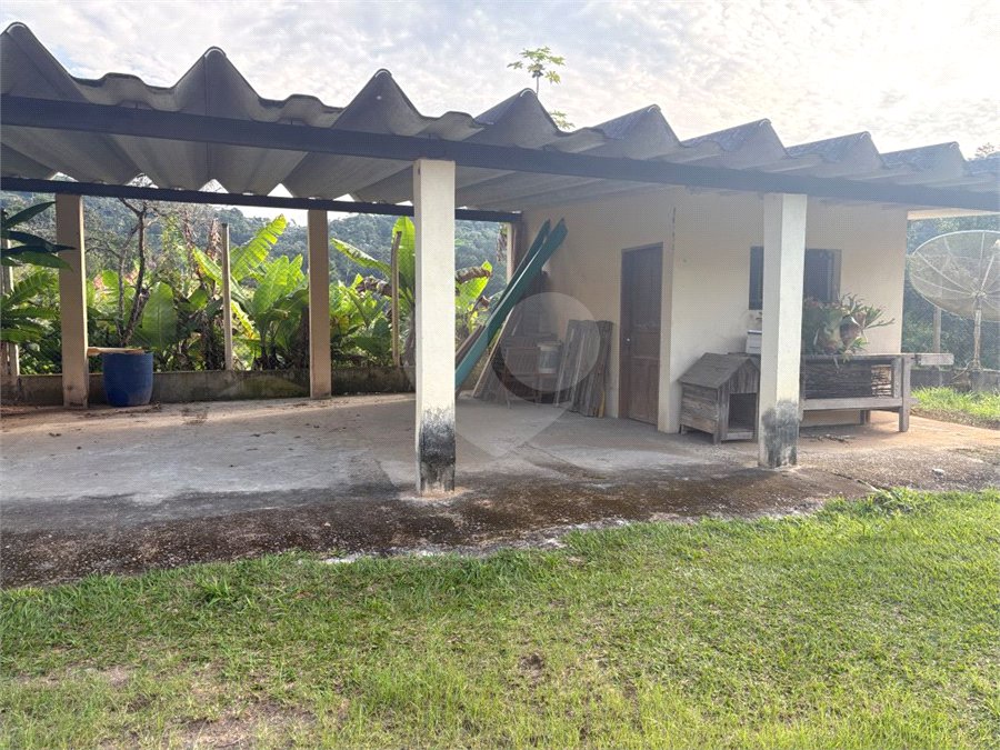 Sítio à venda com 3 quartos, sendo 1 suíte, no Centro, Guararema, SP