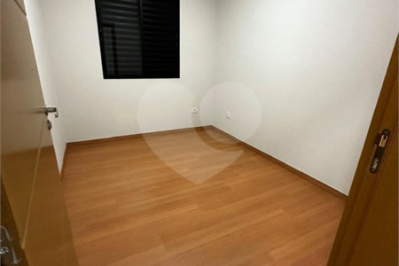 Casa Térrea à venda com 3 quartos, sendo 1 suíte, em Residencial Jardins da Catalunha, Atibaia, SP