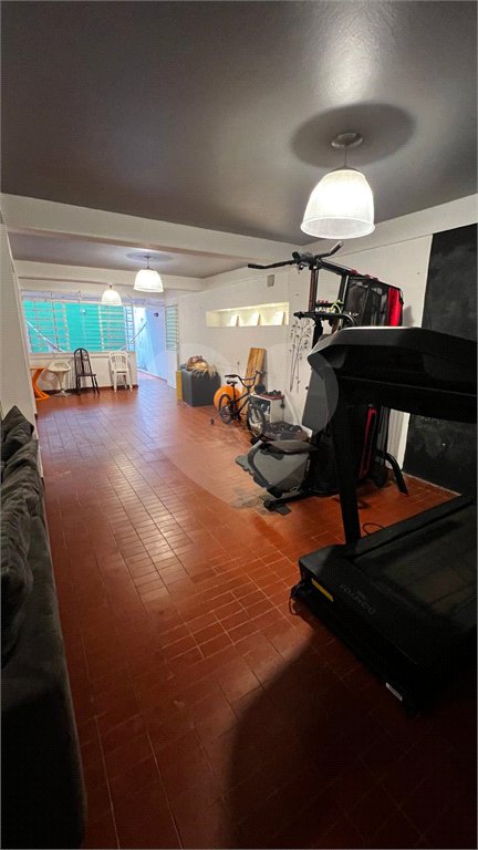Sobrado à venda com 3 quartos, sendo 1 suíte, em Vila Mariana, São Paulo, SP