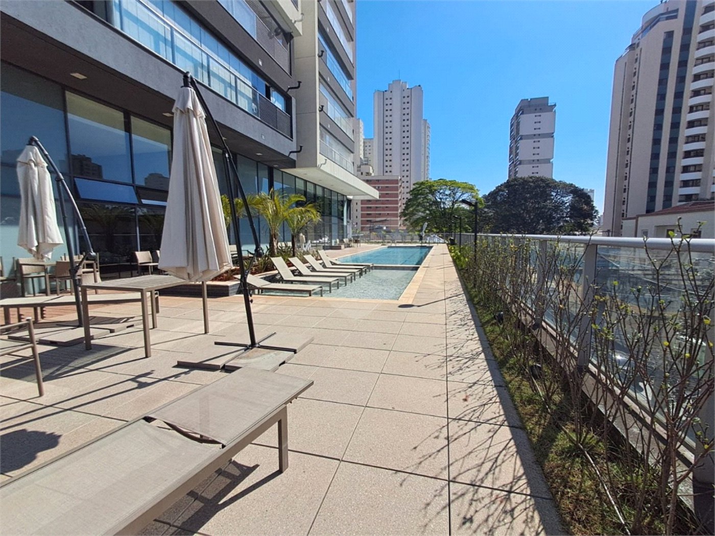 Apartamento à venda ou para alugar com 3 suítes em Água Branca, São Paulo, SP