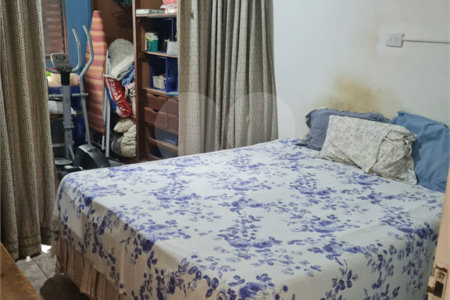 Casa à venda com 6 quartos em Vila dos Remédios, São Paulo, SP