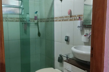 Casa à venda com 3 quartos, sendo 1 suíte, em Jardim Fraternidade, São Paulo, SP