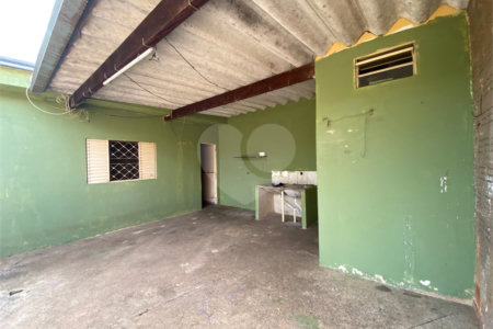Casa à venda com 2 quartos em Loteamento Municipal São Carlos 3, São Carlos, SP
