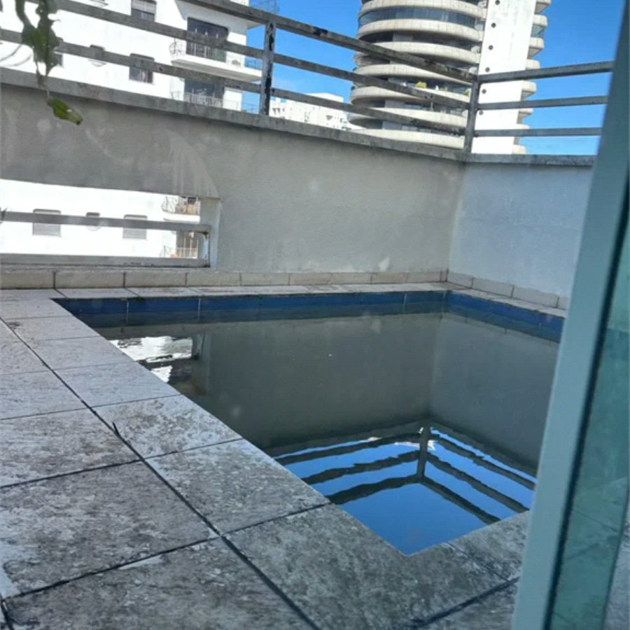 Cobertura à venda com 3 quartos, sendo 1 suíte, em Vila Andrade, São Paulo, SP
