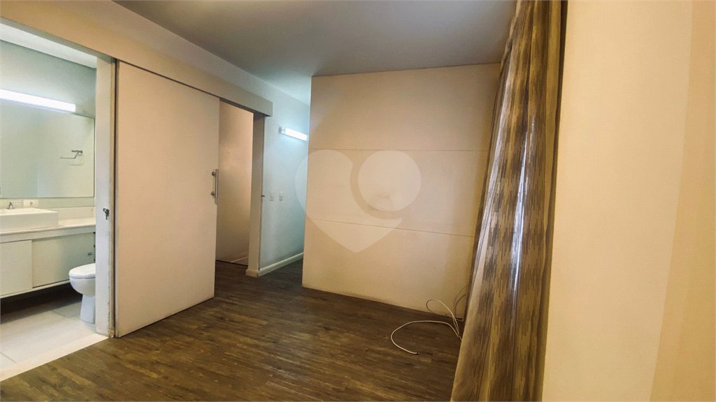 Casa à venda com 3 suítes no condomínio Vilas 2, São Paulo - SP