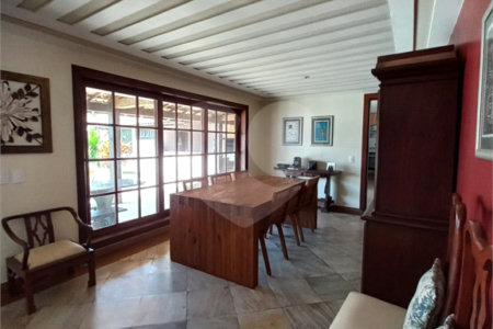 Casa à venda com 4 quartos, sendo 3 suítes,  em Geribá, Armação dos Búzios, RJ