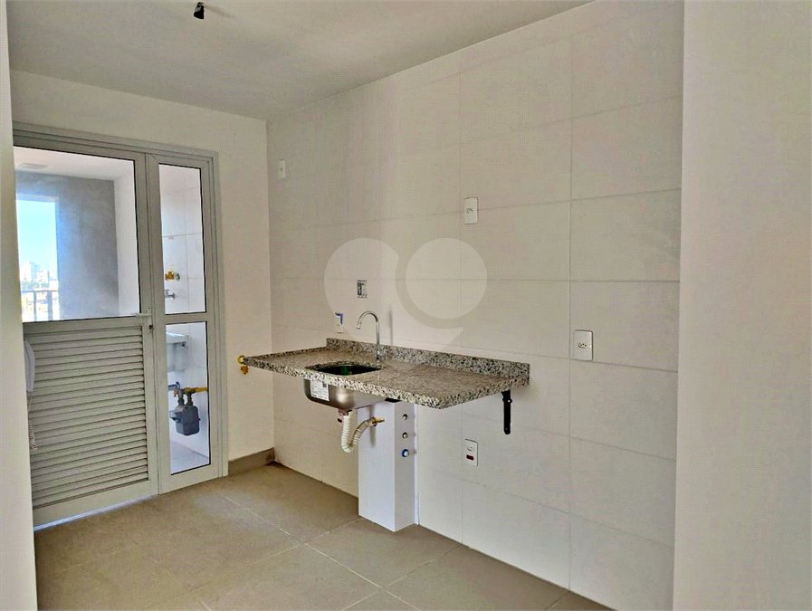 Apartamento à venda com 3 quartos, sendo 1 suíte, em Vila Cruzeiro, São Paulo, SP