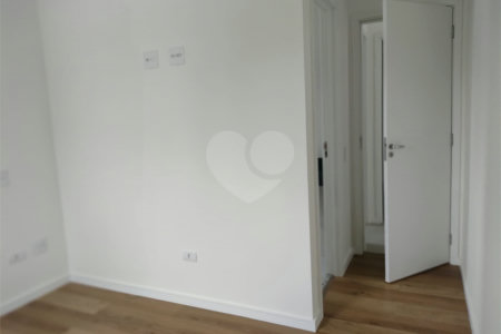 Apartamento à venda com 2 quartos, sendo 1 suíte, em Vila Maria Baixa, São Paulo, SP