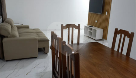 Apartamento à venda com 3 quartos, sendo 1 suíte,  em Tortuga, Guarujá, SP