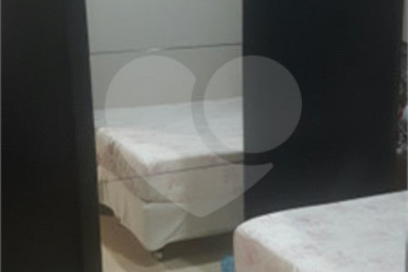 Apartamento à venda com 2 quartos em Vossoroca, Votorantim, SP