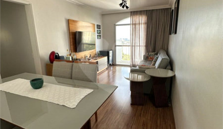Apartamento à venda com 3 quartos, sendo 1 suíte,  em Vila Suzana, São Paulo, SP