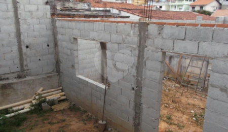 Casa Térrea à venda com 1 quarto em Tremembé, São Paulo, SP