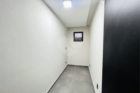 Casa à venda com 3 quartos, sendo 1 suíte, no condomínio Vale dos Sonhos 2, Rio de Janeiro - RJ