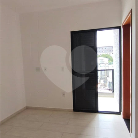 Casa à venda com 2 suítes no condomínio Residencial Paranaguá, São Paulo - SP
