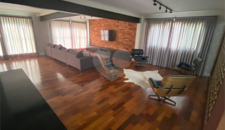 Casa à venda com 4 suítes no condomínio Gleba II, Mairiporã - SP