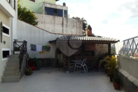 Casa à venda com 3 quartos, sendo 1 suíte, em Tucuruvi, São Paulo, SP