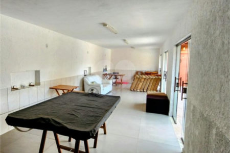 Casa à venda com 3 quartos, sendo 1 suíte,  no condomínio Jardim Ibiti do Paço, Sorocaba - SP