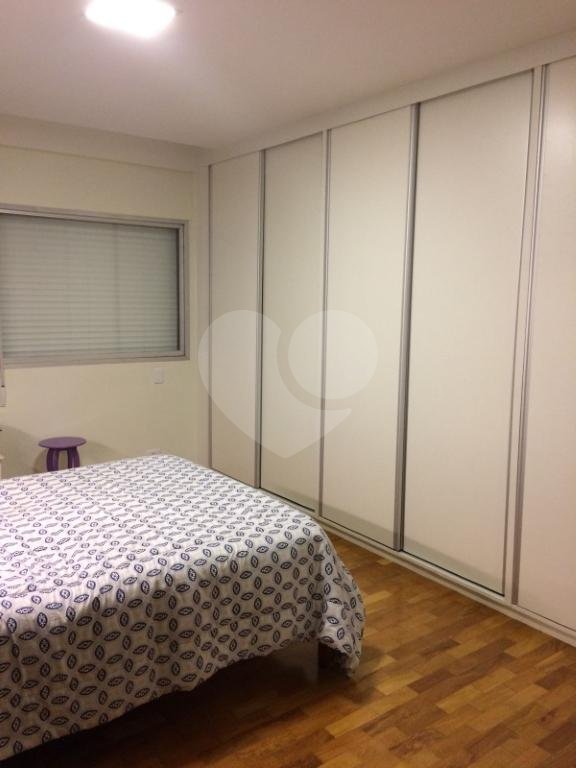 Apartamento à venda com 4 quartos, sendo 2 suítes, em Jardim América, São Paulo, SP