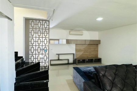 Apartamento à venda com 3 quartos, sendo 1 suíte, em Baeta Neves, São Bernardo do Campo, SP