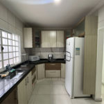 Sobrado à venda com 3 quartos, sendo 1 suíte, em Lopes de Oliveira, Sorocaba, SP