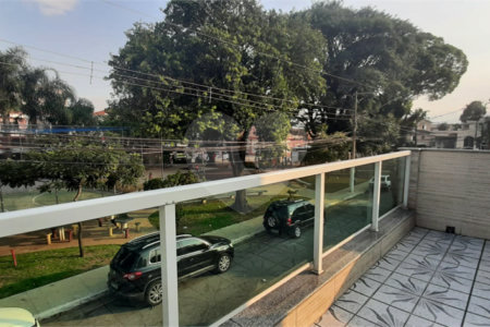 Sobrado à venda com 5 quartos em Vila Cunha Bueno, São Paulo, SP