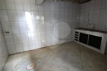 Casa à venda com 5 quartos em Santíssimo, Rio de Janeiro, RJ