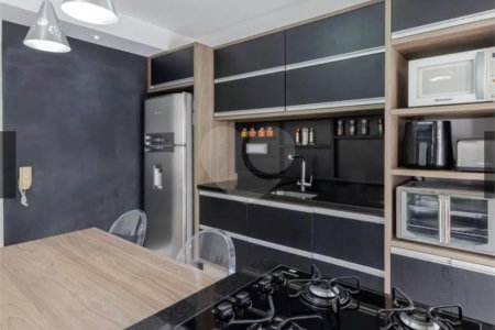 Apartamento à venda com 2 quartos, sendo 1 suíte,  em Vila Andrade, São Paulo, SP